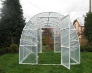 DIY Gewächshaus aus PVC-Rohren