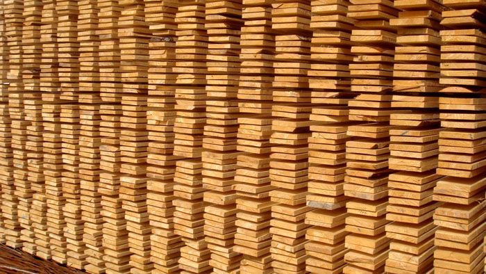 Jeśli materiał leżał blisko, objętość można było zmierzyć za pomocą taśmy mierniczej. Ale wtedy drewno szybko się psuje