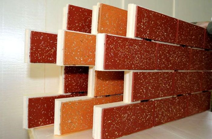 Materiał wykończeniowy nowej generacji - panel termiczny - charakteryzuje się zróżnicowanym dekorem powierzchni frontowej