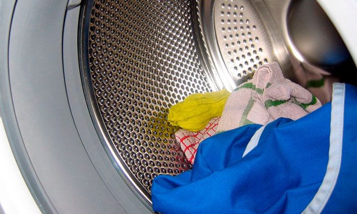 Mit einem richtig eingestellten Modus können Sie den Feuchtigkeitsgehalt der benötigten Wäsche ermitteln