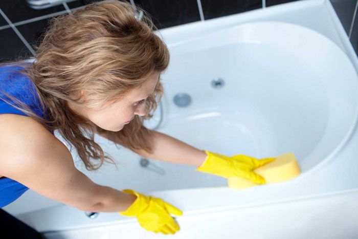 Wenn Sie eine schöne Acrylbadewanne haben möchten, müssen Sie wissen, wie man sie richtig von verschiedenen Arten von Schmutz wäscht