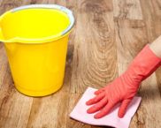 Hvordan rengjøre linoleum etter renovering