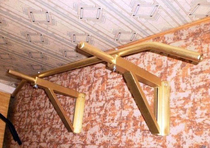 Una varietà di modelli ti consente di scegliere una barra orizzontale che si adatta allo stile di decorazione di qualsiasi stanza