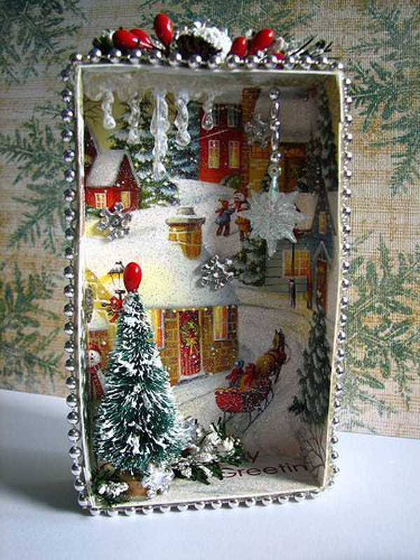 Saftboksen blir også en fabelaktig miniatyr ved hjelp av decoupage, limpistol og flere attributter som passer til størrelsen