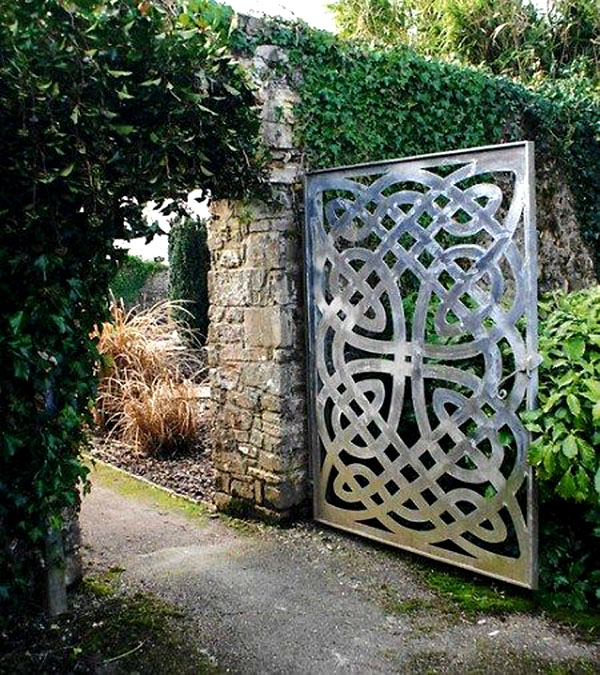 La porta no només pot transformar el lloc, sinó que també hi pot afegir notes d’alguna direcció estilística