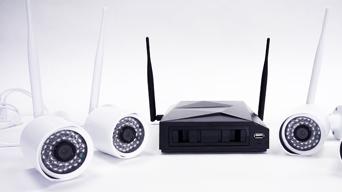 Fast jeder WLAN-Router ist für die Videoüberwachung geeignet. Es ist jedoch ratsam, vorgefertigte Sets kompatibler Geräte zu erwerben